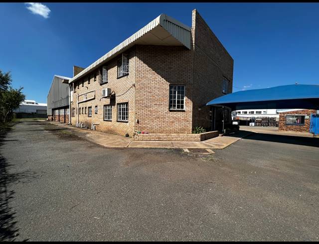 729M² FACTORY TO LET IN ALRODE